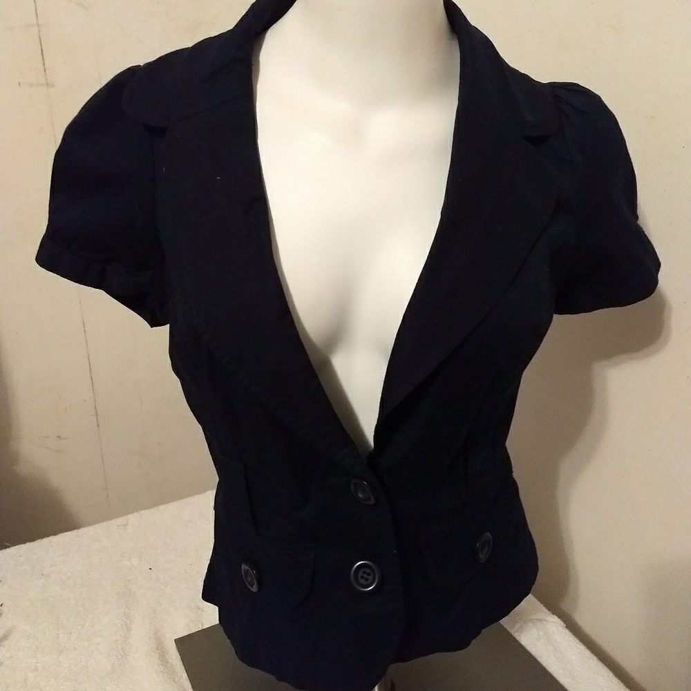 Navy blue short sleeved blazer